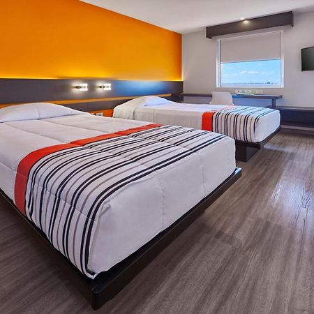 City Express Junior By Marriott Leon Centro De Convenciones מראה חיצוני תמונה
