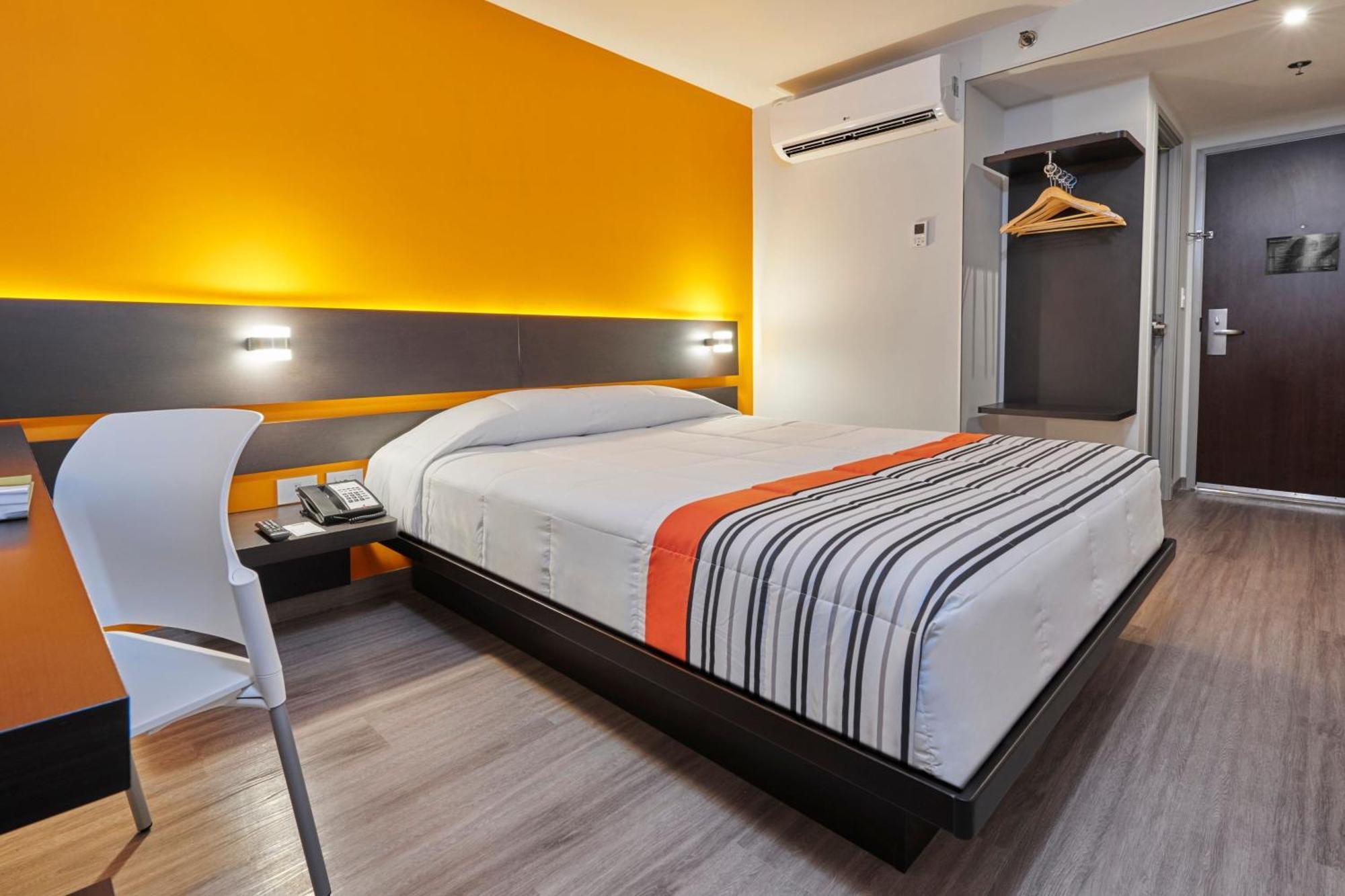 City Express Junior By Marriott Leon Centro De Convenciones מראה חיצוני תמונה